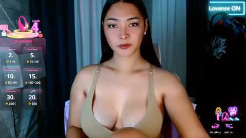sweetiefox1 online show from June 16, 1:31 am