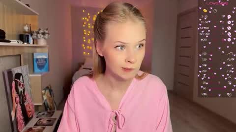 sweetie Lisa3 online show from December 22, 11:17 am