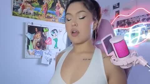 SweetJess online show from January 17, 2:43 am