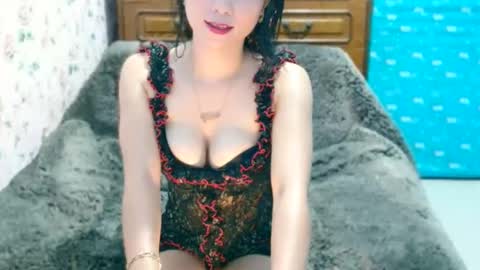 jona online show from November 24, 3:05 am