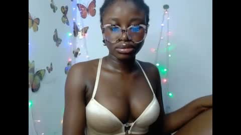zuri online show from June 16, 10:58 pm
