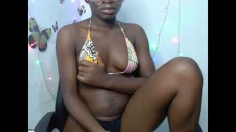 zuri online show from June 14, 10:56 pm