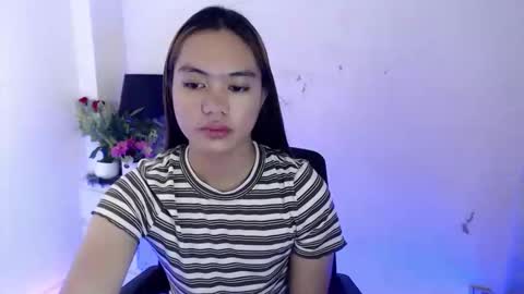 SWEET KEYA online show from March 17, 5:45 am