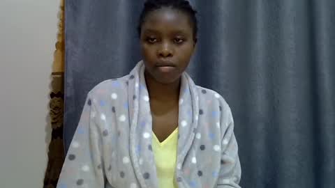 sweetkirrie online show from July 26, 3:31 pm