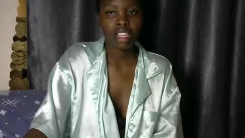 sweetkirrie online show from July 4, 11:41 pm