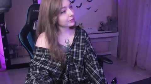 Lala online show from October 21, 9:07 pm