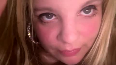 Lisa  online show from March 11, 4:29 pm