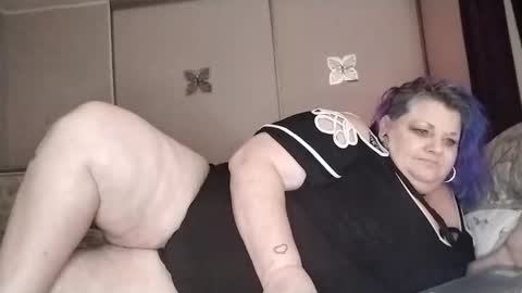 Snapshot of sweetlolajean chatting on January 11, 4:06 am sweetlolajean online show from January 11, 4:06 am
