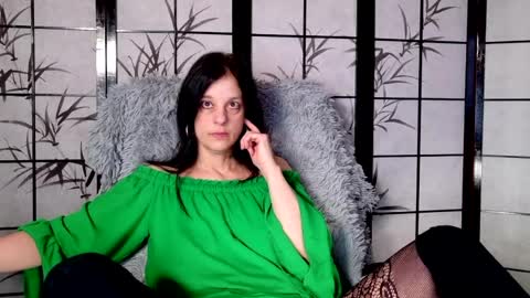 JenJenny online show from April 1, 6:14 am