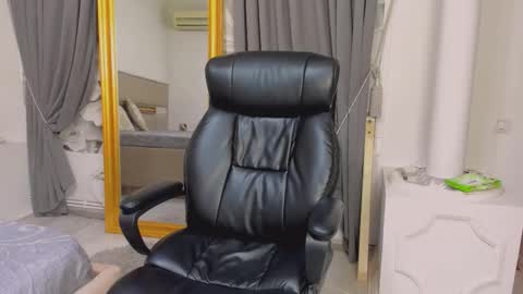 Claudia online show from November 6, 10:02 pm