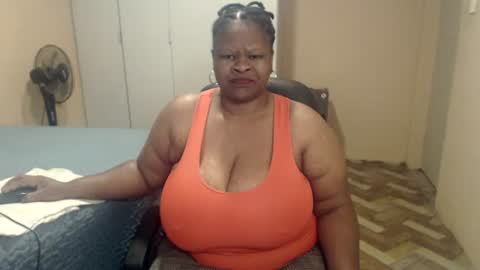 sweetnoziexxx online show from April 30, 5:12 am