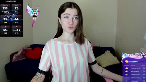 Snapshot of sweets_alma chatting on January 7, 9:18 am sweets_alma online show from January 7, 9:18 am