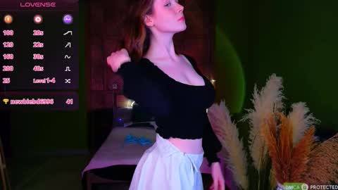 Alice online show from November 22, 2:04 pm