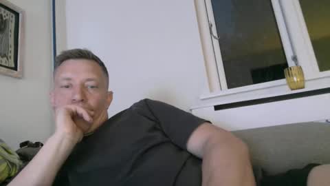 sweetsinner83 online show from May 6, 8:04 pm