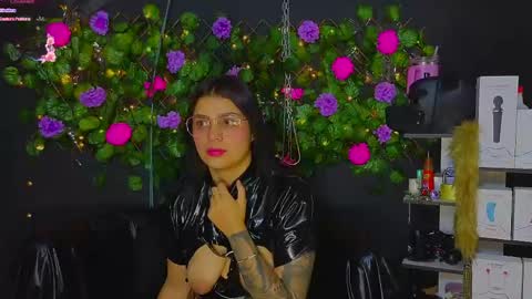 Molly -  INDEPENDENT MODEL online show from May 10, 7:59 am