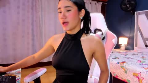 Snapshot of sweettyalondra chatting on February 27, 11:17 am ALONDRA online show from February 27, 11:17 am