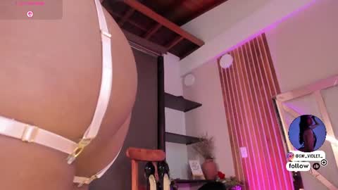 sweetviolet___ online show from June 26, 12:21 pm