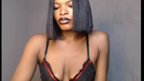sweetxxboobsx online show from July 3, 8:41 am