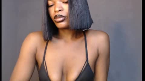 sweetxxboobsx online show from July 19, 7:44 am