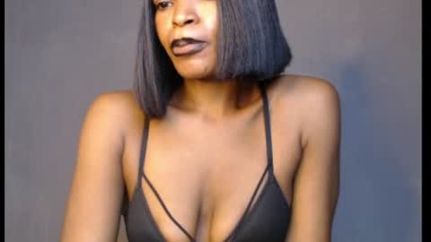 sweetxxboobsx online show from July 26, 8:12 am