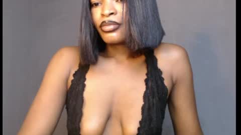 sweetxxboobsx online show from July 17, 9:11 am