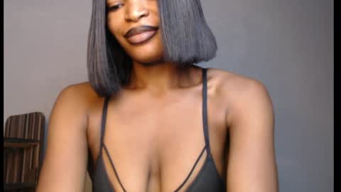 sweetxxboobsx online show from April 25, 6:59 am