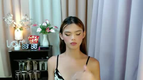 Megan online show from November 16, 5:31 am