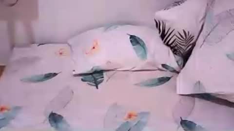 Sweetyummygirl online show from June 25, 5:23 am