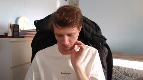 Cat online show from January 17, 12:36 pm