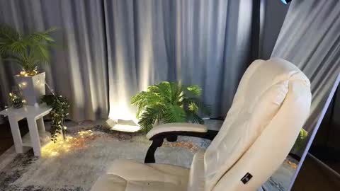 Anna online show from March 19, 4:40 am