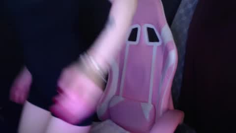 Hannah VACATION 17 - 27 AUGUST online show from March 7, 7:27 pm