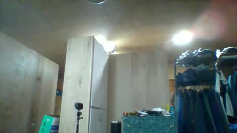 switchleg242 online show from April 23, 5:15 am