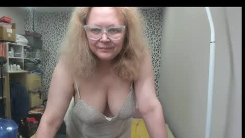 switchlorenx online show from July 4, 12:48 am