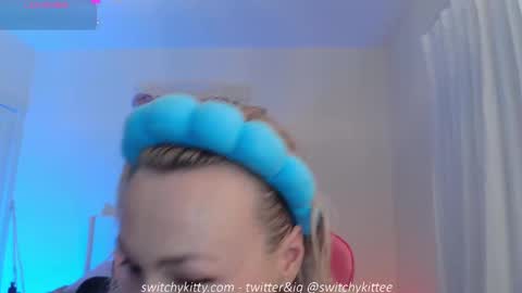 Snapshot of switchykitty chatting on September 26, 1:24 am ashley blayde online show from September 26, 1:24 am