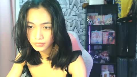sydnyxox1 online show from July 8, 3:32 am