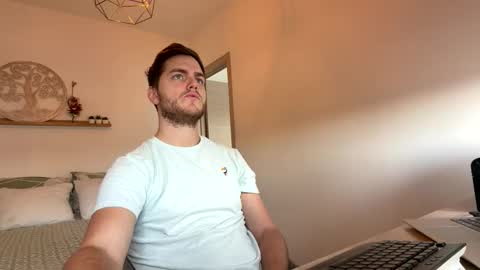 syl092 online show from January 19, 1:10 pm