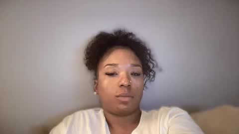 Snapshot of sylenaxrose chatting on October 20, 7:02 am Sylena online show from October 20, 7:02 am