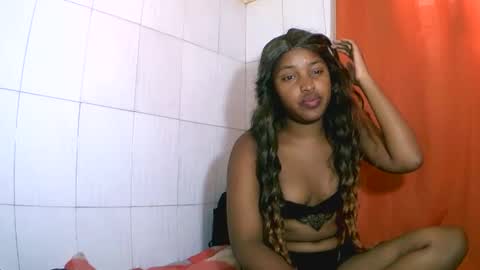 sylviasexy27 online show from February 26, 4:52 am