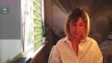 Sylvia online show from May 5, 8:42 am