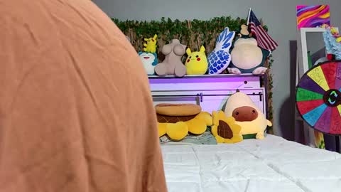 Jennah online show from March 11, 9:29 pm