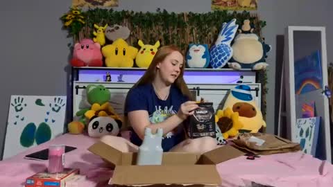 Jennah online show from July 21, 8:00 pm