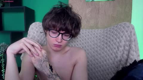 syndydels online show from January 10, 2:00 pm