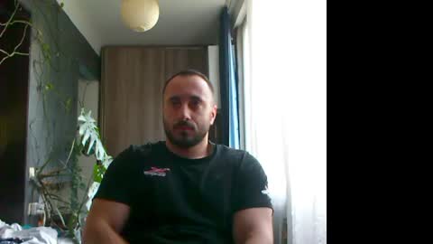Huracane online show from April 27, 3:42 pm