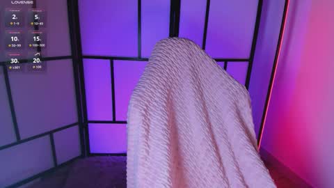 Nice to meet you I am Mia3 online show from November 8, 1:30 am