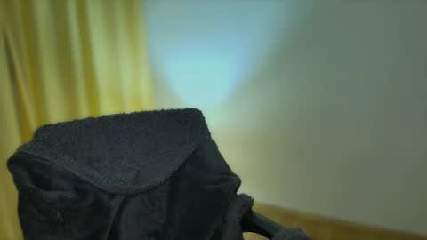 T A A H I R A online show from January 11, 9:36 pm