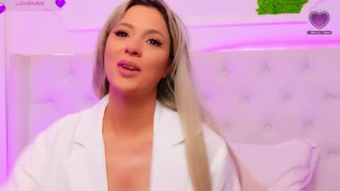 Arianna online show from April 28, 2:21 pm