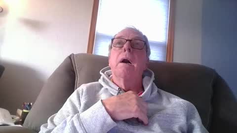 tacrunner66_ online show from December 19, 10:49 pm