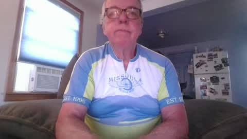 tacrunner66_ online show from July 15, 2:22 pm