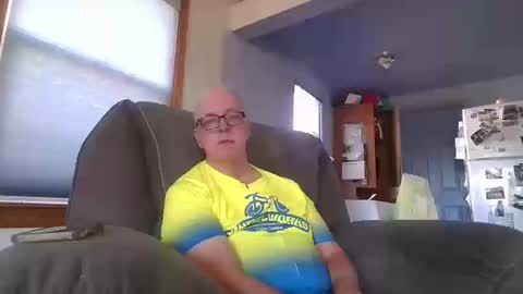 tacrunner66_ online show from October 14, 9:07 pm