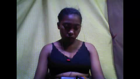 Snapshot of tahiriniah chatting on September 25, 3:52 pm tahiriniah online show from September 25, 3:52 pm